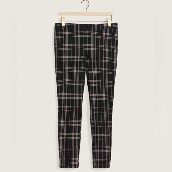 Penningtons Pants - Pennington’s Fashion Plaid-Printed Leggings - In Every Story Size 2x